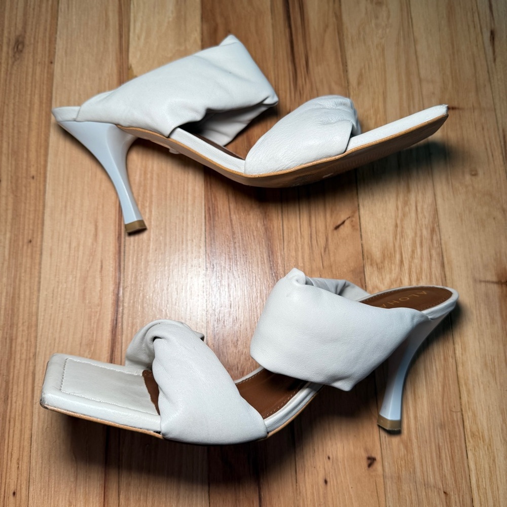 Alohas Twist Leather Heeled Sandal - Picture 2 of 14